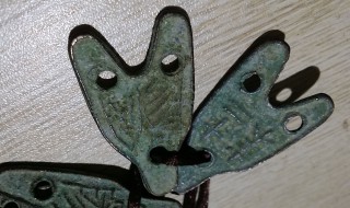 三孔布币怎么看真假（三孔币材质真假怎么看）