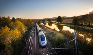 新手坐高铁怎么找车厢 新手坐高铁怎么找车厢号