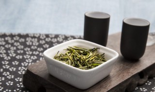 普洱生茶与熟茶介绍（普洱茶的生茶与熟茶）