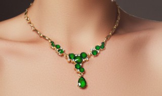 购买翡翠原石（翡翠原石直播）