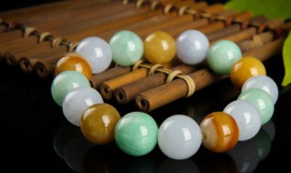 怎么样才能知道翡翠的真假 怎么能看出翡翠的真假