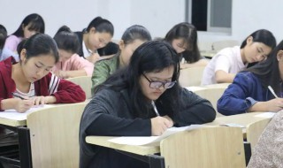 什么时候考四级 大学什么时候考四级