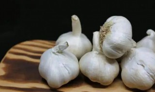 大蒜吃了有什么好处（大蒜吃了有什么好处和坏处）