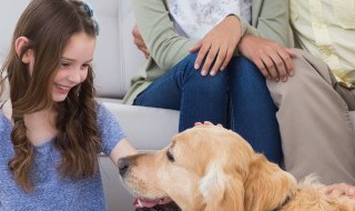 不懂感恩的孩子怎么教育（怎样教育孩子懂感恩）