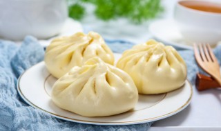 包子底破皮的原因（包子皮底部容易破）