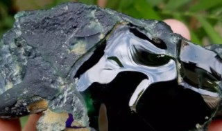 墨翡翠原石 墨翡翠原石图片欣赏