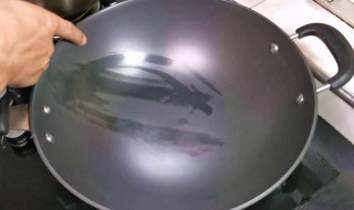 不粘锅能用猪油开锅吗（不粘锅能不能熬猪油）