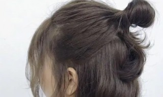 短发丸子头怎么扎简单好看（短发丸子头怎么扎简单好看 蓬松）