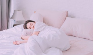 梦见黑猪仔追我是怎么回事 梦见黑猪追我是什么意思