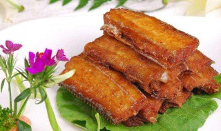 带鱼怎么把鱼刺炸酥 红烧带鱼怎么样把鱼刺弄酥