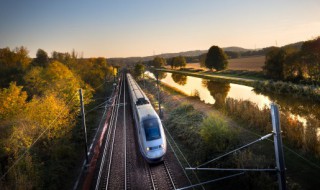 动车可以带自热火锅吗 动车可以带自热火锅吗?