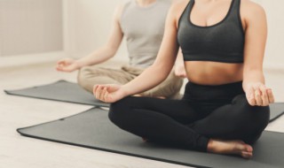 瑜伽垫一般买多大尺寸多厚 瑜伽垫一般买多大尺寸多厚舒服