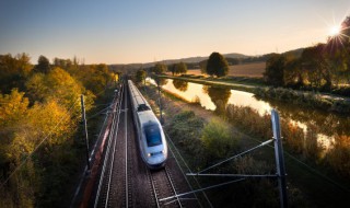 坐高铁可以带充电宝吗（坐高铁可不可带充电宝）