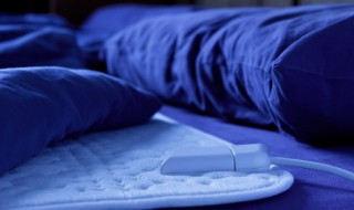 电热毯为什么不能放在棉絮下面 电热毯不能放在棉絮下面吗