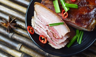 腊肉是放冰箱里好还是挂起来好（腊肉是放冰箱里好还是挂起来好呢）