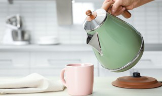 壶锈很厚怎么去除 烧水壶锈很厚怎么去除