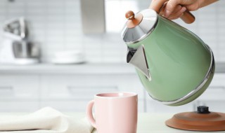 热水壶进水短路怎么修（热水壶短路了有什么办法修好）