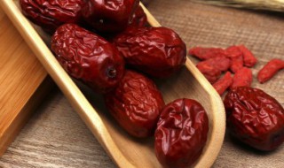 炸枣丸子的家常做法（炸枣丸子的家常做法和配方窍门）
