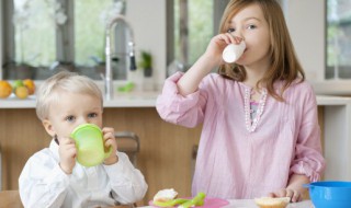 孩子突然不想上学怎么办 幼儿园孩子突然不想上学怎么办