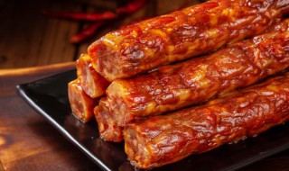 香肠没晒干能吃吗（香肠没晒干有味道能不能吃）