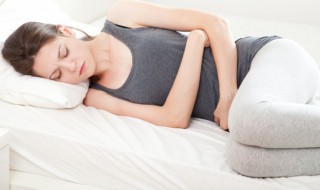 女人梦到小火苗是什么意思（女人梦见小火苗）