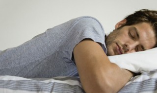 梦到被一群狗追是什么意思 做梦梦见被一群狗追什么意思