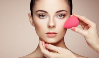 美妆蛋可以用卸妆水清洗吗 洗美妆蛋可以用卸妆水洗吗