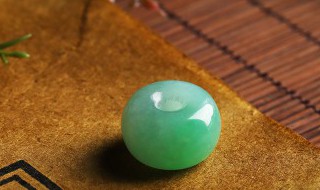 翡翠扳指价格 翡翠玉扳指价格