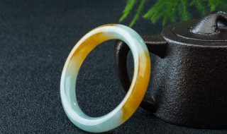 翡翠玉怎么分辨好与不好（怎样分辨玉和翡翠）