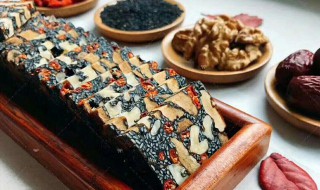 阿胶过期一年还能吃吗（阿胶过期一年多还能吃了吗?）