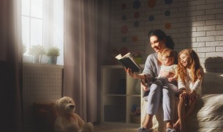 描写城市夜景的词语（描写城市夜景的词语四个字）