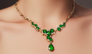 买翡翠玉石（买翡翠玉石哪个平台最正规）