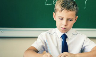 冰冷忧伤孤独的网名四个字 孤独霸气冷血的网名四个字