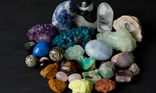 天眼玛瑙的寓意(天眼玛瑙的寓意及功效)