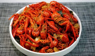 家常龙虾尾的做法（家常龙虾尾的做法不要辣）