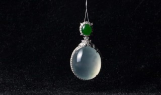 翡翠好还是玉好 平安扣翡翠好还是玉好