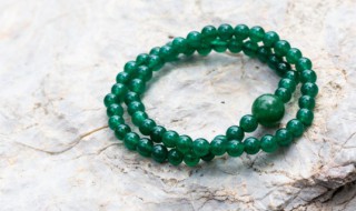 怎么查询翡翠价格（怎么辨别翡翠价格）