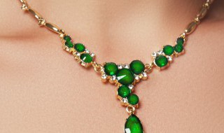 翡翠打孔哪种钻头好（翡翠吊坠打孔一般用多大的钻头?）