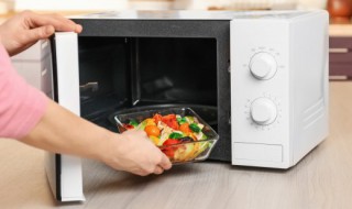 微波炉按键膜要撕掉吗 微波炉上的膜怎么撕