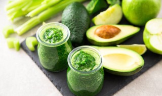 牛油果如何剥皮（牛油果的外皮怎么剥）