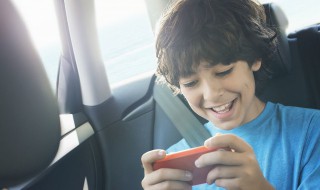 吃鸡游戏名（吃鸡游戏名在哪里改?）