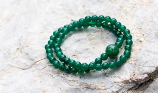 台北故宫的翡翠玉白菜（台北故宫的翡翠玉白菜出处）