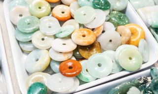 翡翠的种类及价格 玉石翡翠的种类价格