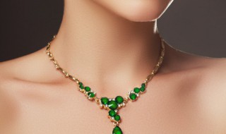 拍卖最贵的翡翠（拍卖最贵的翡翠观音菩萨）