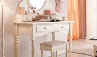 梳妆台的选购技巧有哪些（什么样的梳妆台实用）
