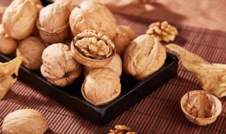 用烤箱烤核桃多久能熟 核桃烤熟用烤箱烤需要几分钟