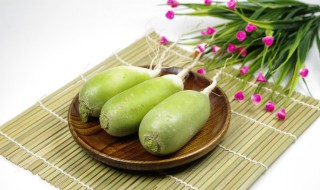 绿萝卜和白萝卜有什么区别（绿萝卜和白萝卜有什么区别各有什么功效）