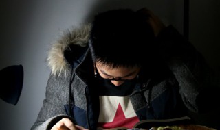 嫦娥古诗的诗意 嫦娥古诗的诗意简单