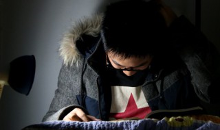 雾锁山头山锁雾的下一句是什么呢 雾锁山头山锁雾的前一句是什么