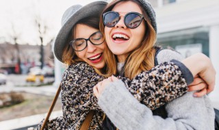 致闺蜜的经典语录唯美（致闺蜜的经典语录长句）